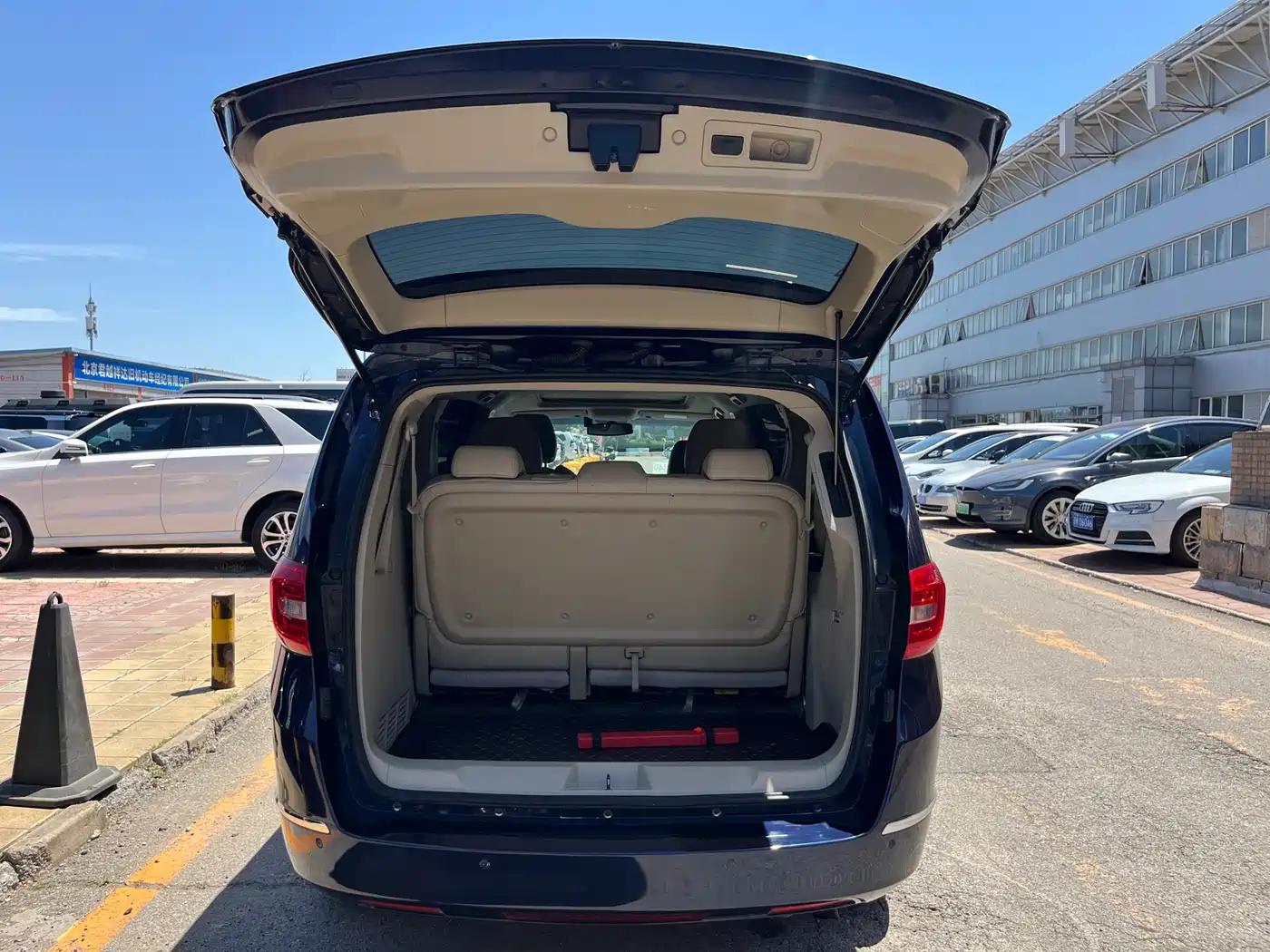 Buick GL8 2017 25S Premium Model China V фото 24