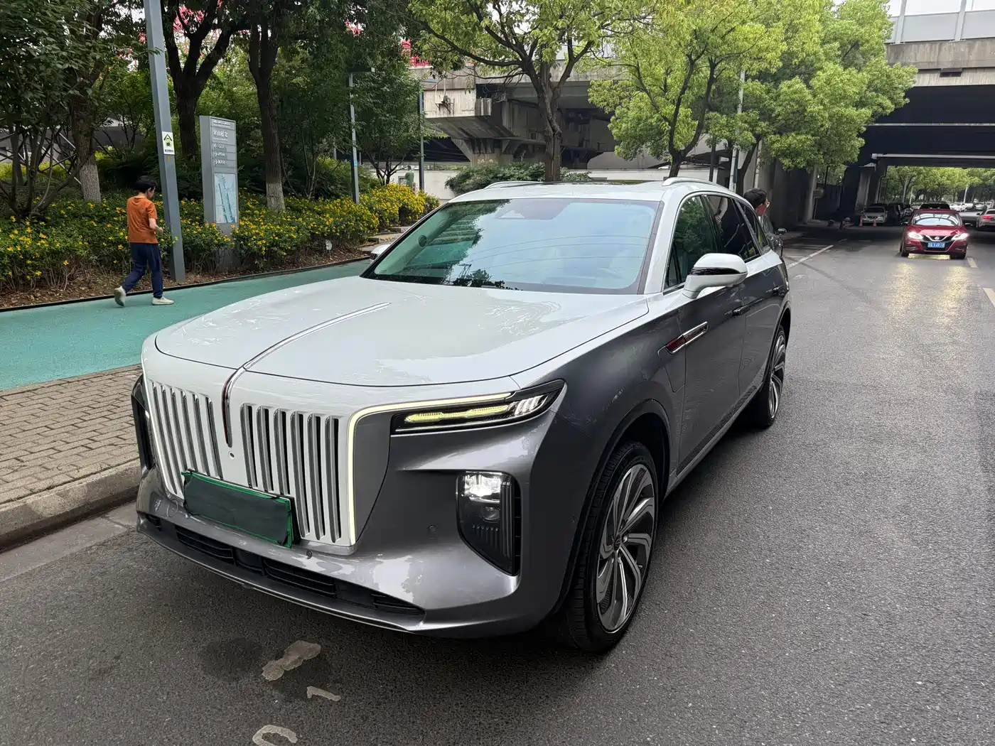 Hongqi E-HS9 2021 510km Flagship Edition 4-seater