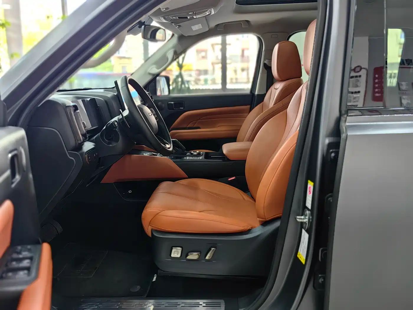 Haval H9 2024 2.0T Gasoline AWD Pioneer Edition фото 13