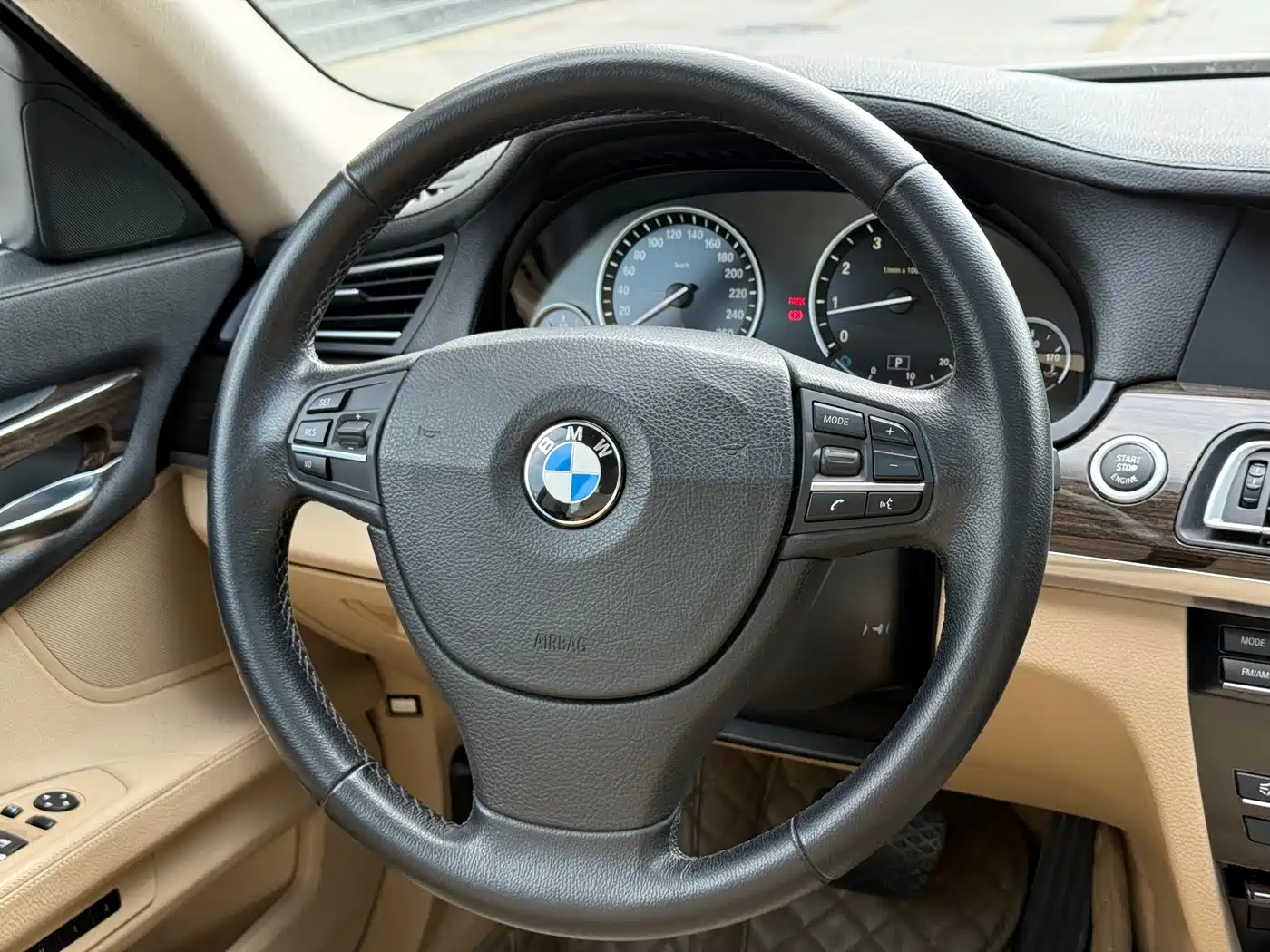BMW 7 Series 2011 730Li Elegance фото 23