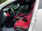 Фото 6 - Jaguar F-PACE