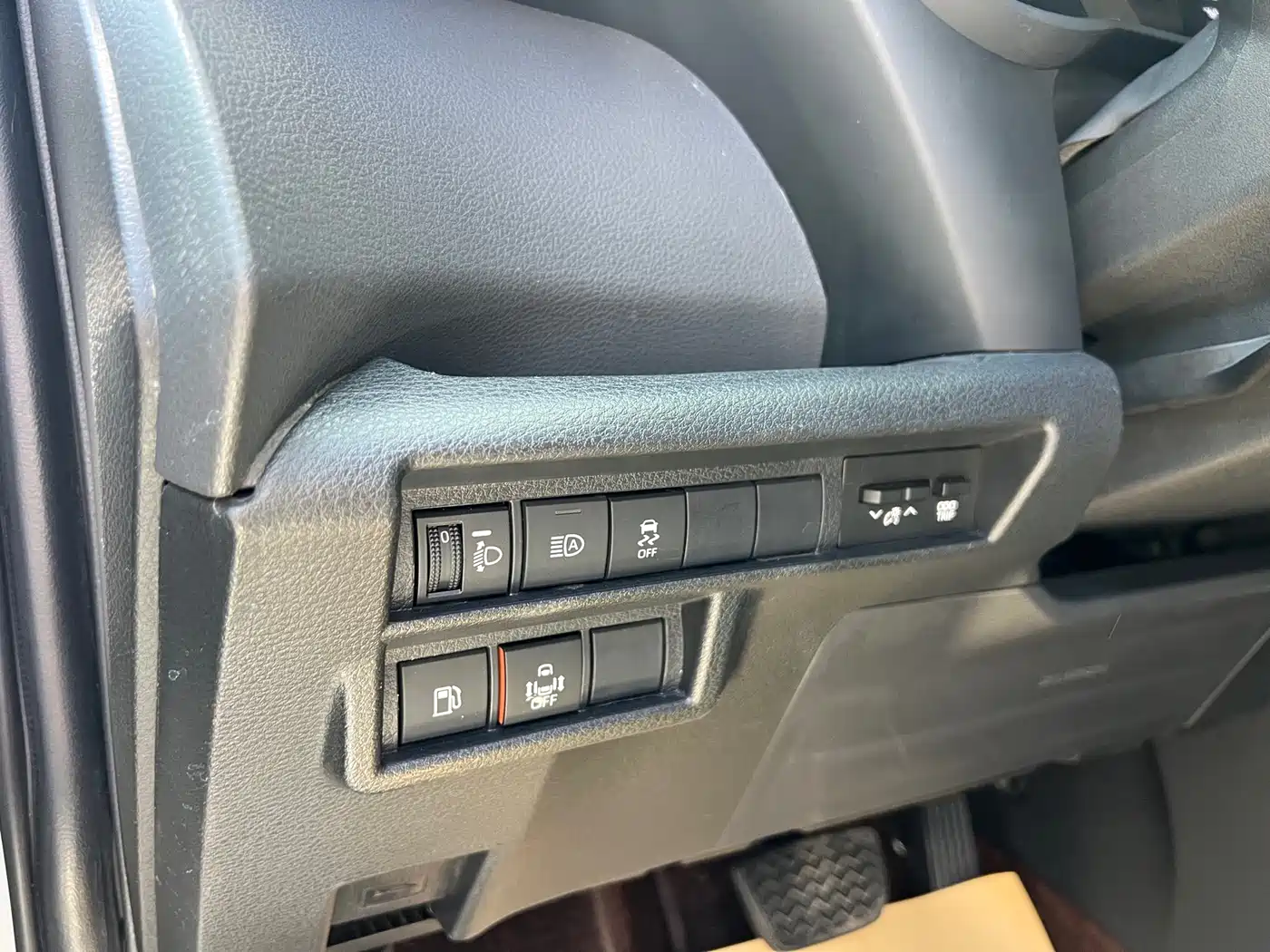 Toyota Sienna 2021 2.5L Hybrid Premium Edition фото 12
