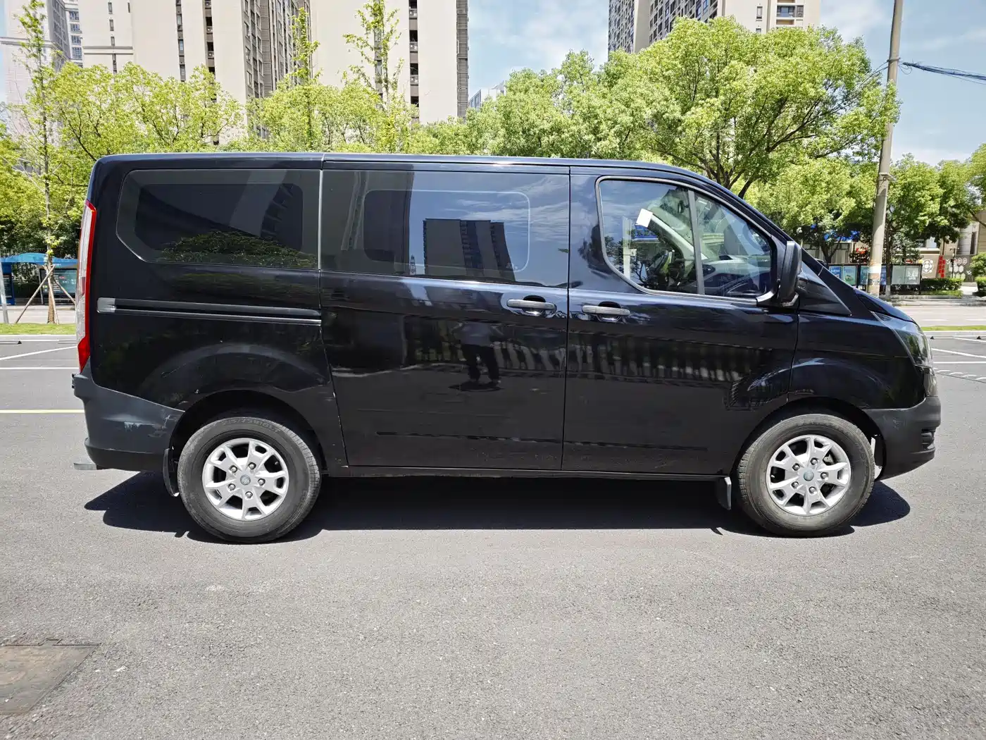 FORD QUANSHUN