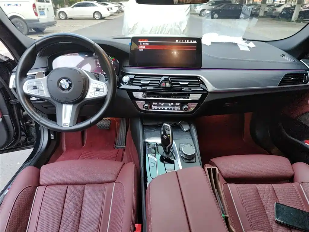 BMW 5 Series 2023 530Li Premium M Sport Package фото 13