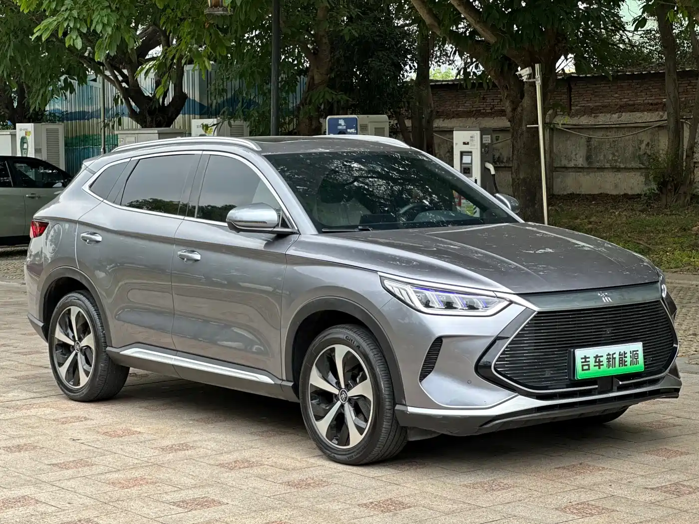BYD Song PLUS PHEV 2021 DM-i 110KM Flagship фото 2