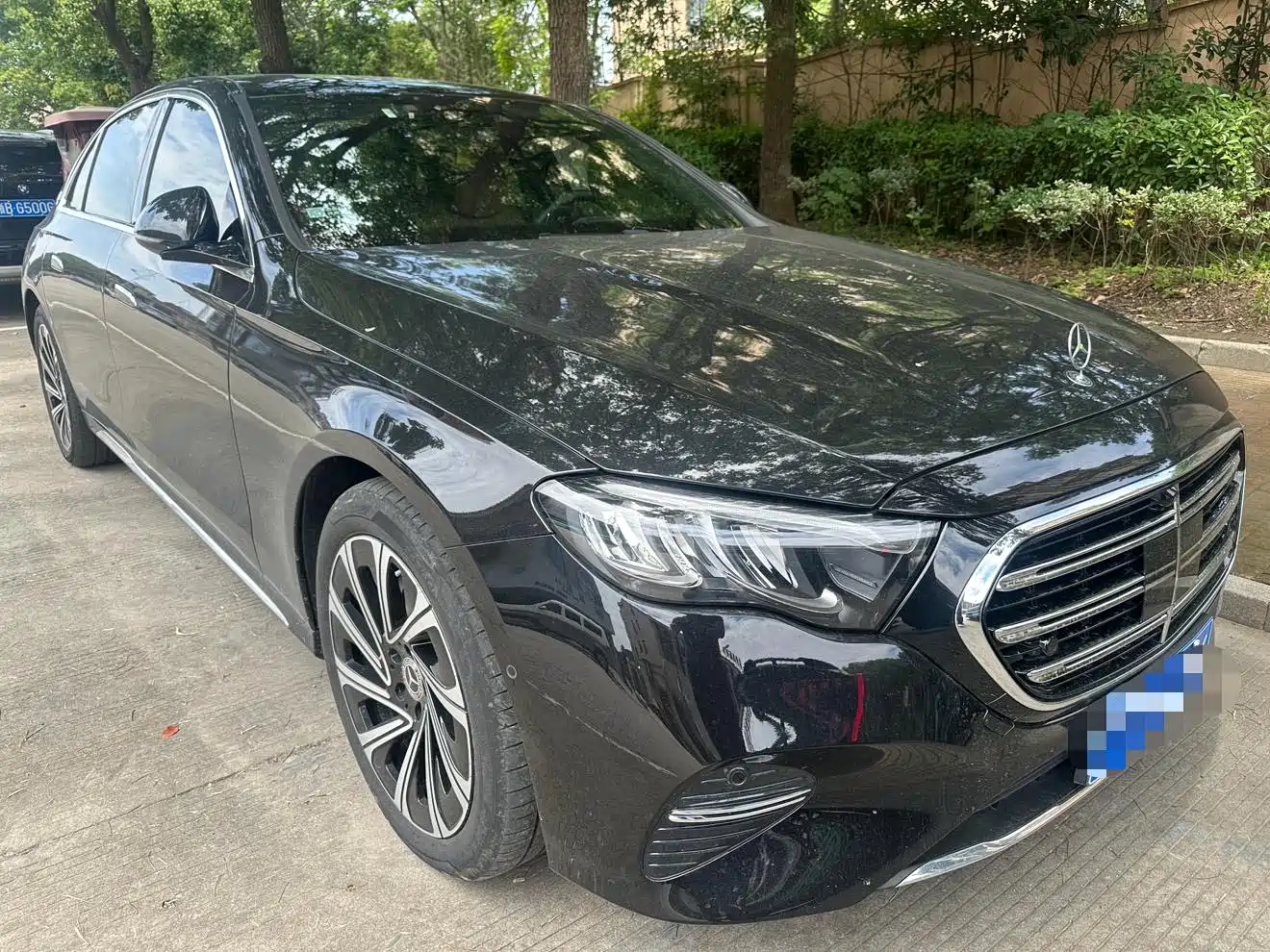 Mercedes-Benz E-Class 2024 E 300 L Premium фото 3