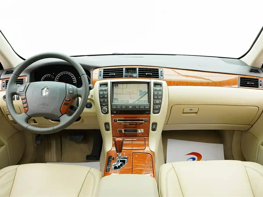 Toyota Crown 2007 3.0L Royal Saloon G VIP фото 15