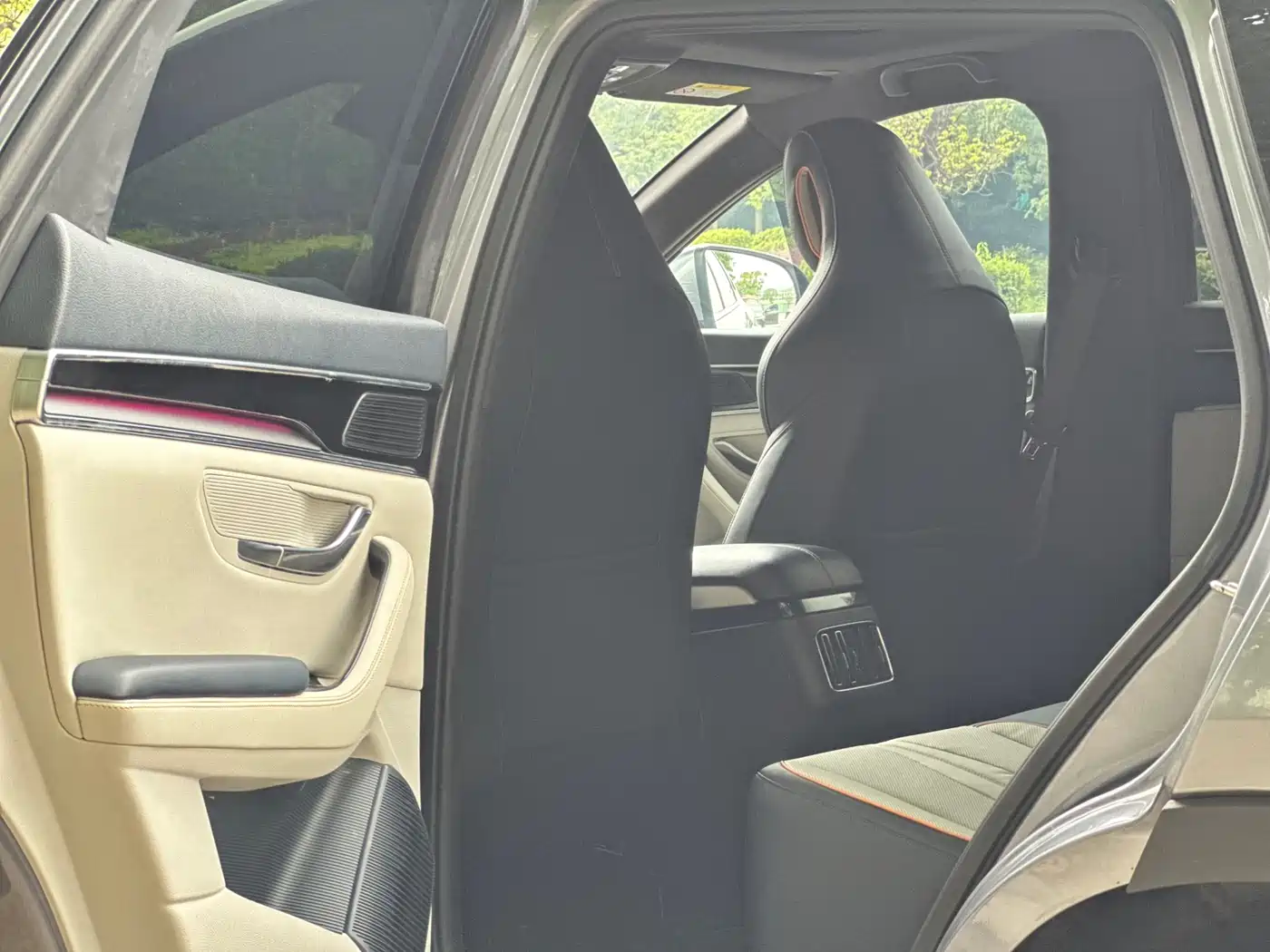 BYD Song PLUS PHEV 2021 DM-i 110KM Flagship фото 16