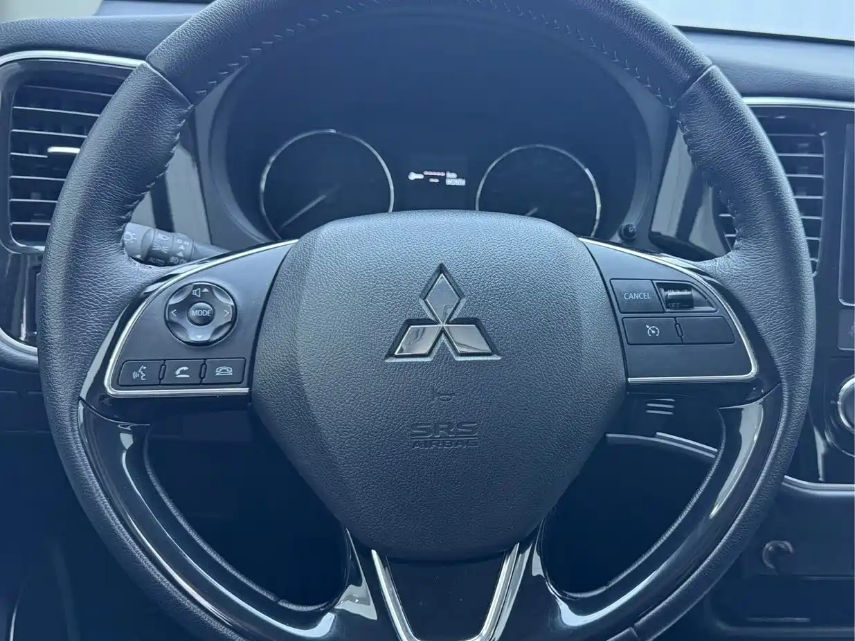 Mitsubishi Outlander 2023 2021 2.0L FWD Comfort Edition 5-seater