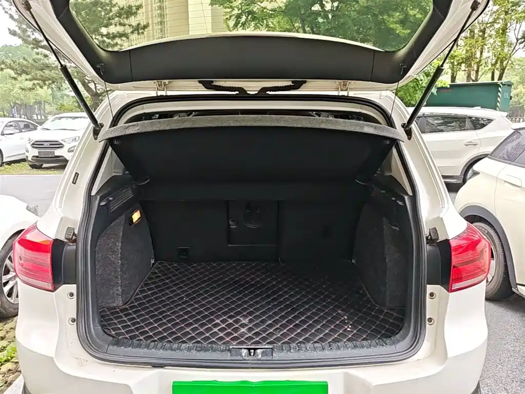 Volkswagen Tiguan 2016 280TSI Automatic 2WD Silk Road Fashion Edition фото 19
