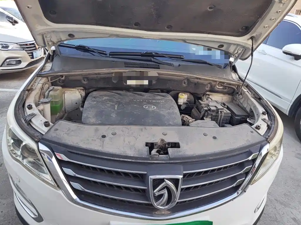 Baojun 560 2017 2016 1.8L iAMT Luxury