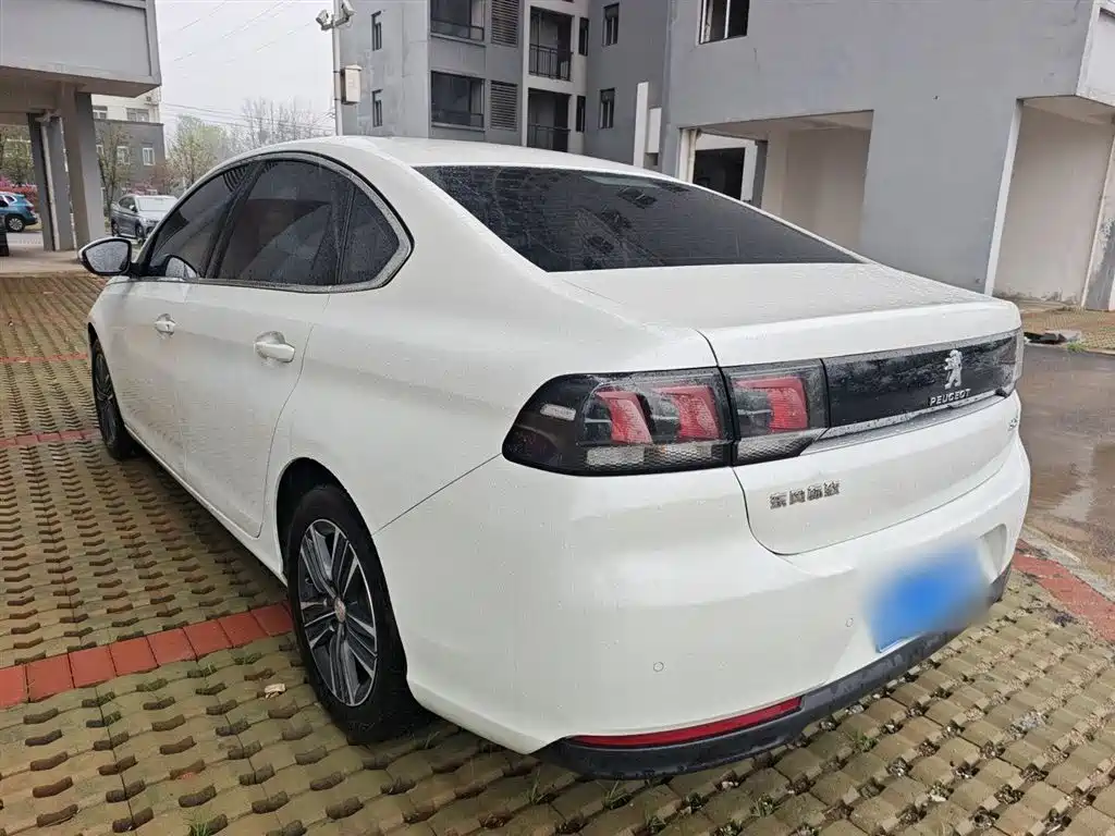 Peugeot 308 2016 1.6L Automatic Fashion фото 5
