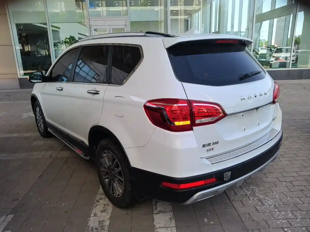 Haval H6 2017 Red Label Sport 1.5T Automatic 2WD Luxury фото 5