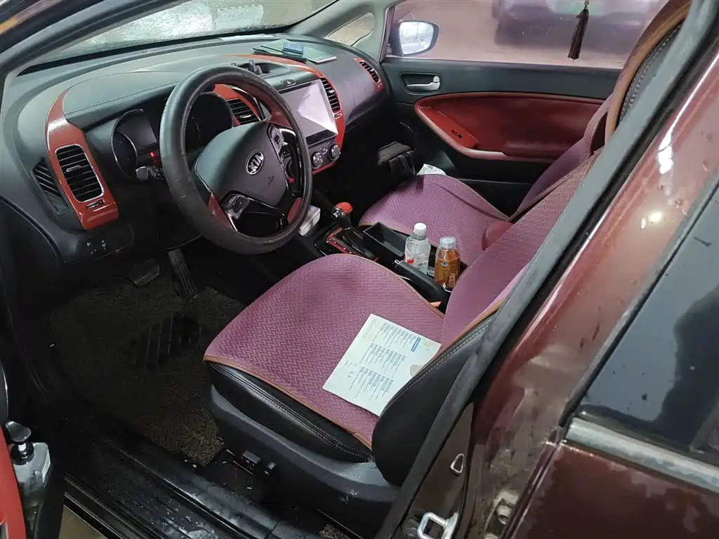 Kia K3 2015 1.6L Automatic GLS фото 8