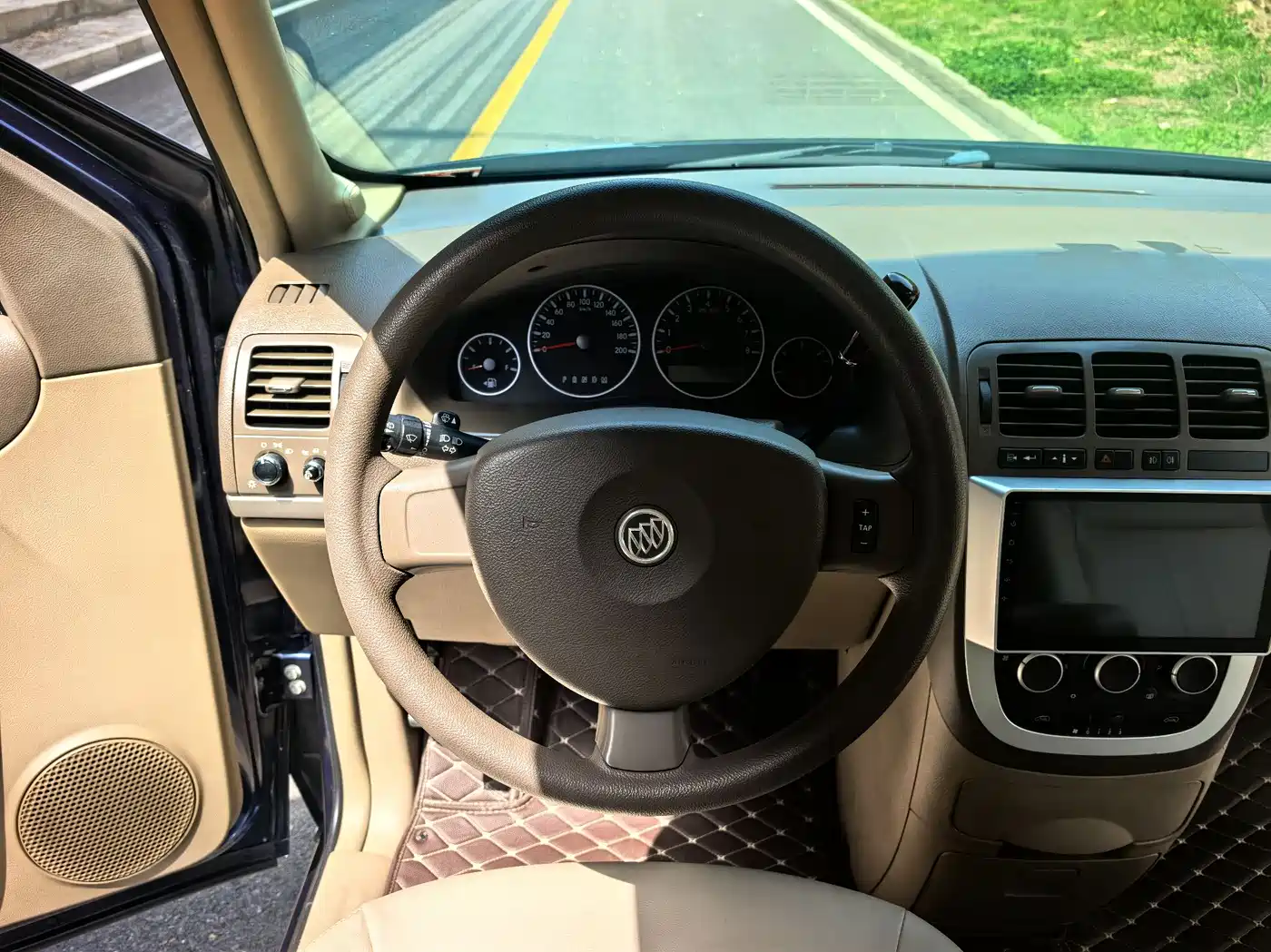 Buick GL8 2014 2.4L Classic Edition фото 11