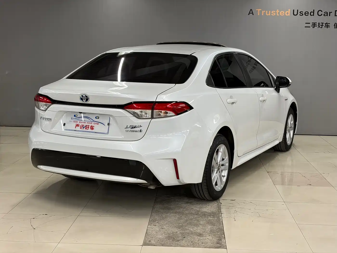Toyota Levin 2022 Dual Engine 1.8H E-CVT Luxury Edition фото 4
