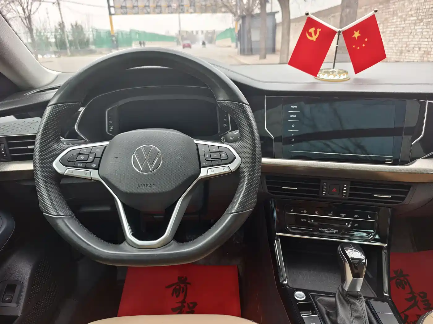 Volkswagen Passat 2022 330TSI Elite Edition фото 11