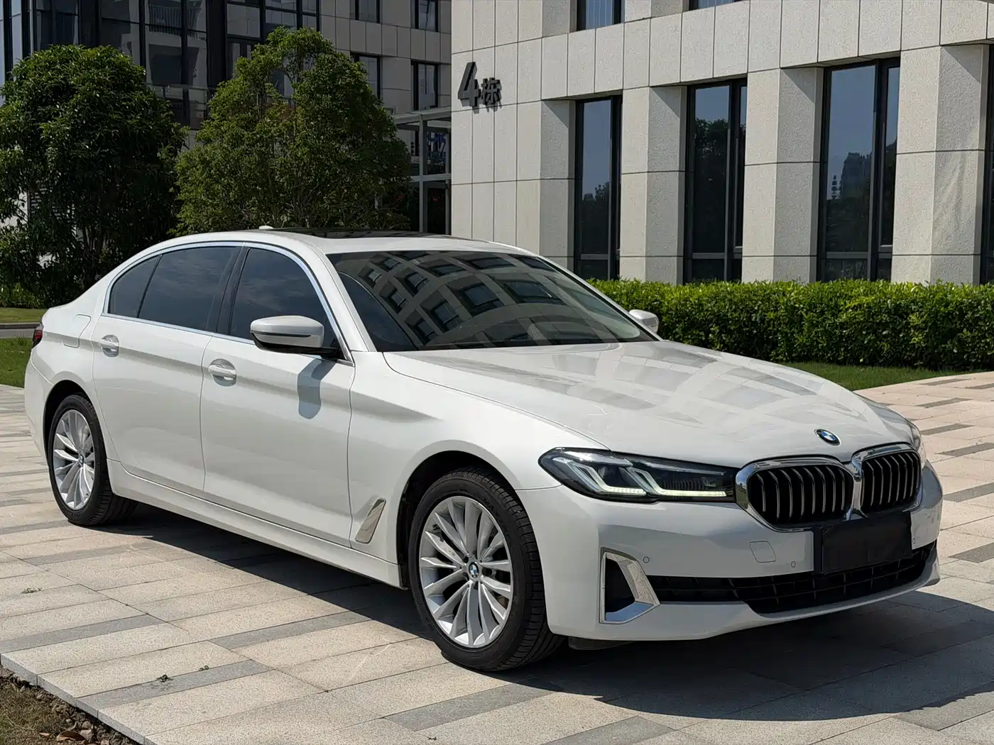 BMW 5 Series 2021 Facelift 525Li Luxury Package фото 3