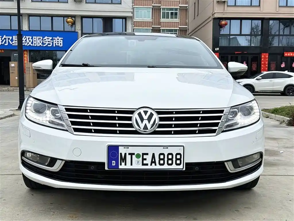 Volkswagen FAW-Volkswagen CC 2018 1.8TSI Luxury фото 2