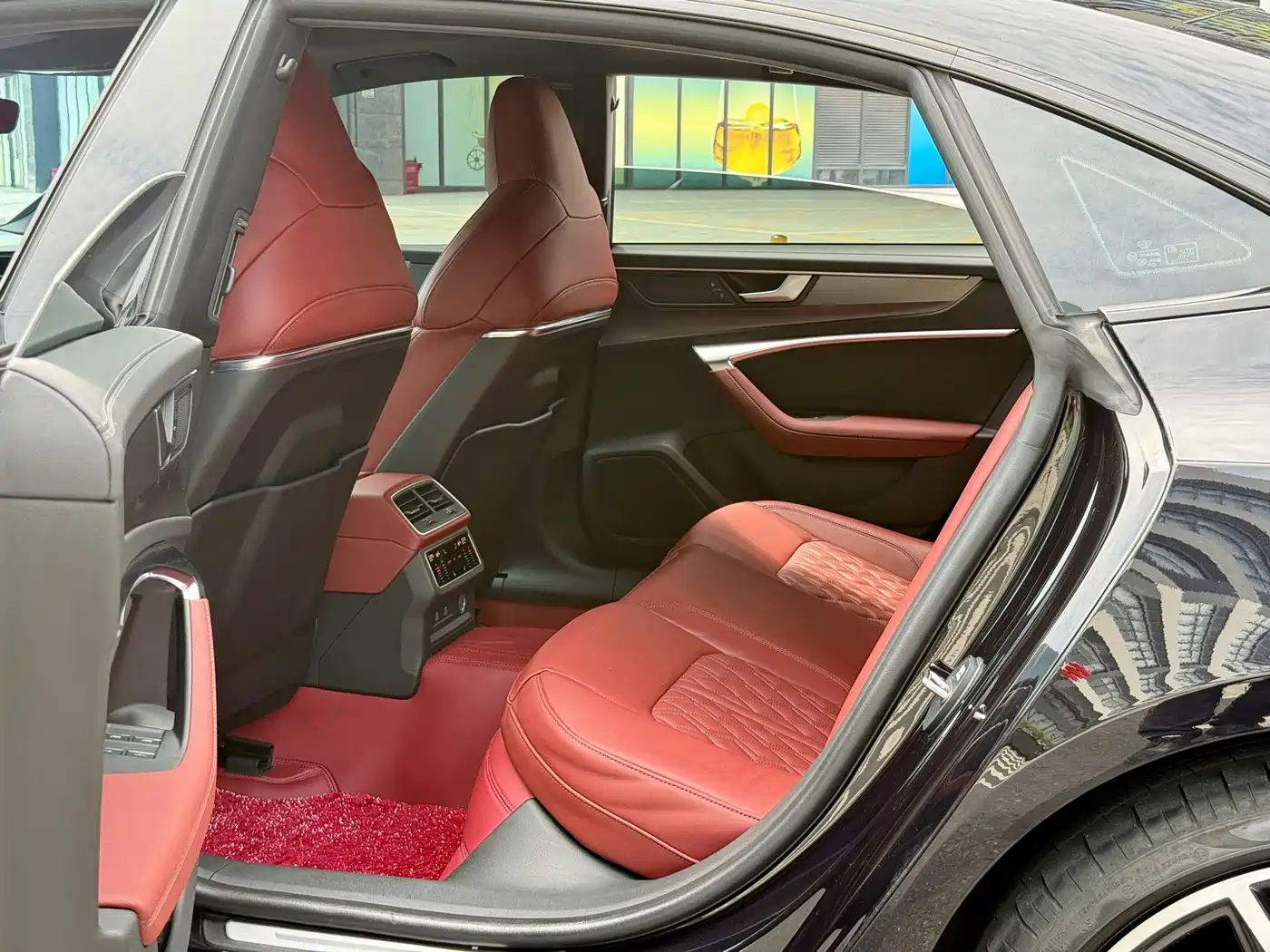 Audi A7L 2025 2025 Model Year 45 TFSI quattro Black Knight Edition