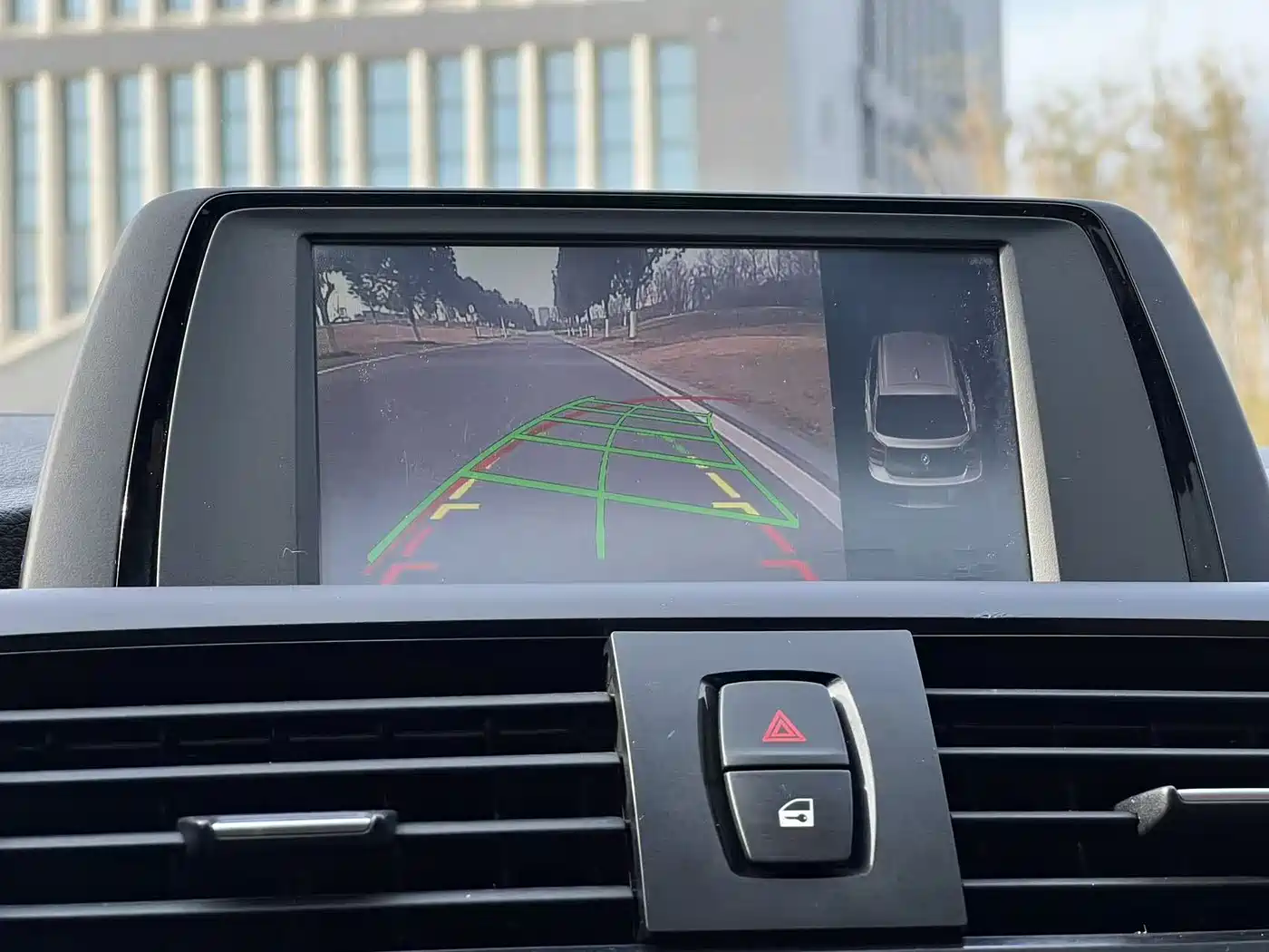 BMW 1 Series (Import) 2013 Facelift 116i Urban Model фото 12