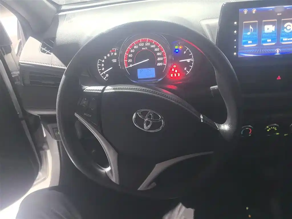 Toyota Vios 2022 1.5L 20th Anniversary Edition фото 7