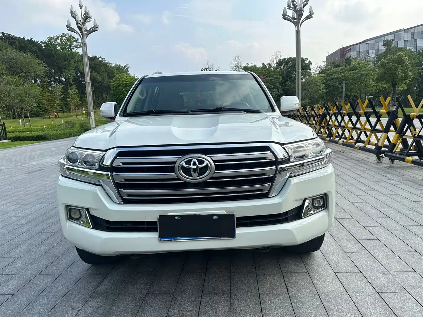 Toyota Land Cruiser (Import) фото 10