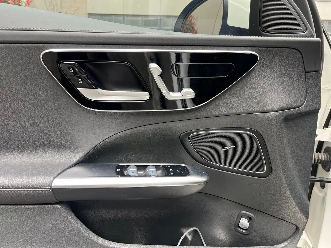 Mercedes-Benz C-Class 2023 C 200 L Sport фото 12