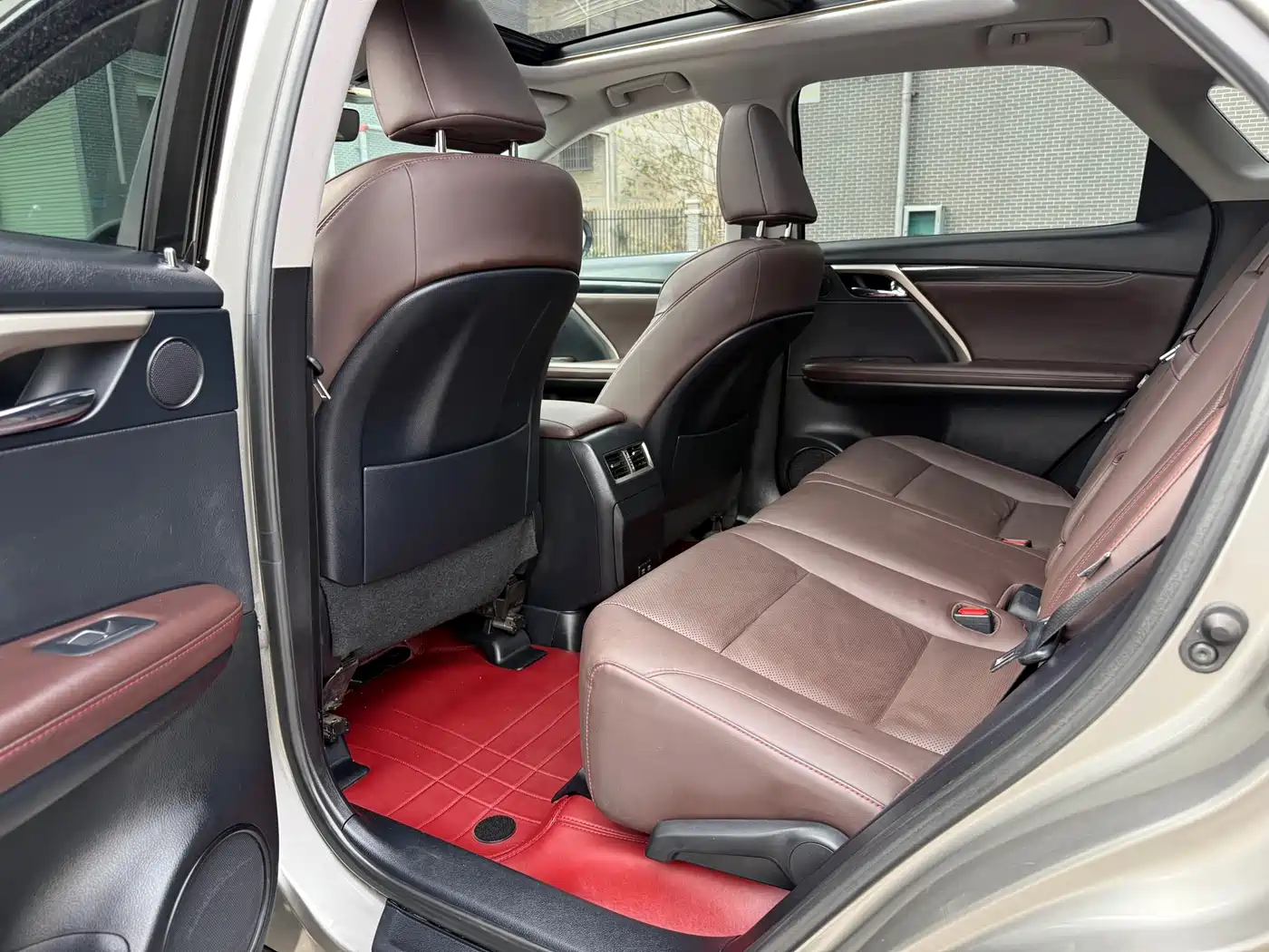 Lexus RX 2020 300 4WD Elegance Edition China VI фото 5