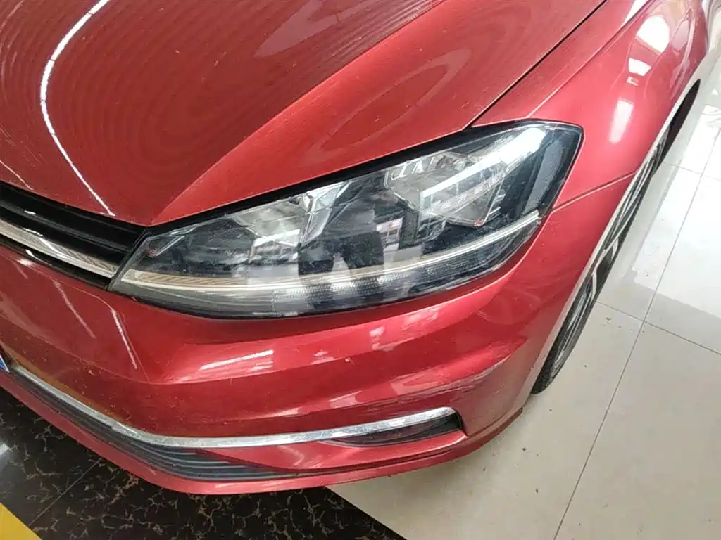Volkswagen Golf 2020 Beloved Edition 280TSI DSG Comfort фото 24