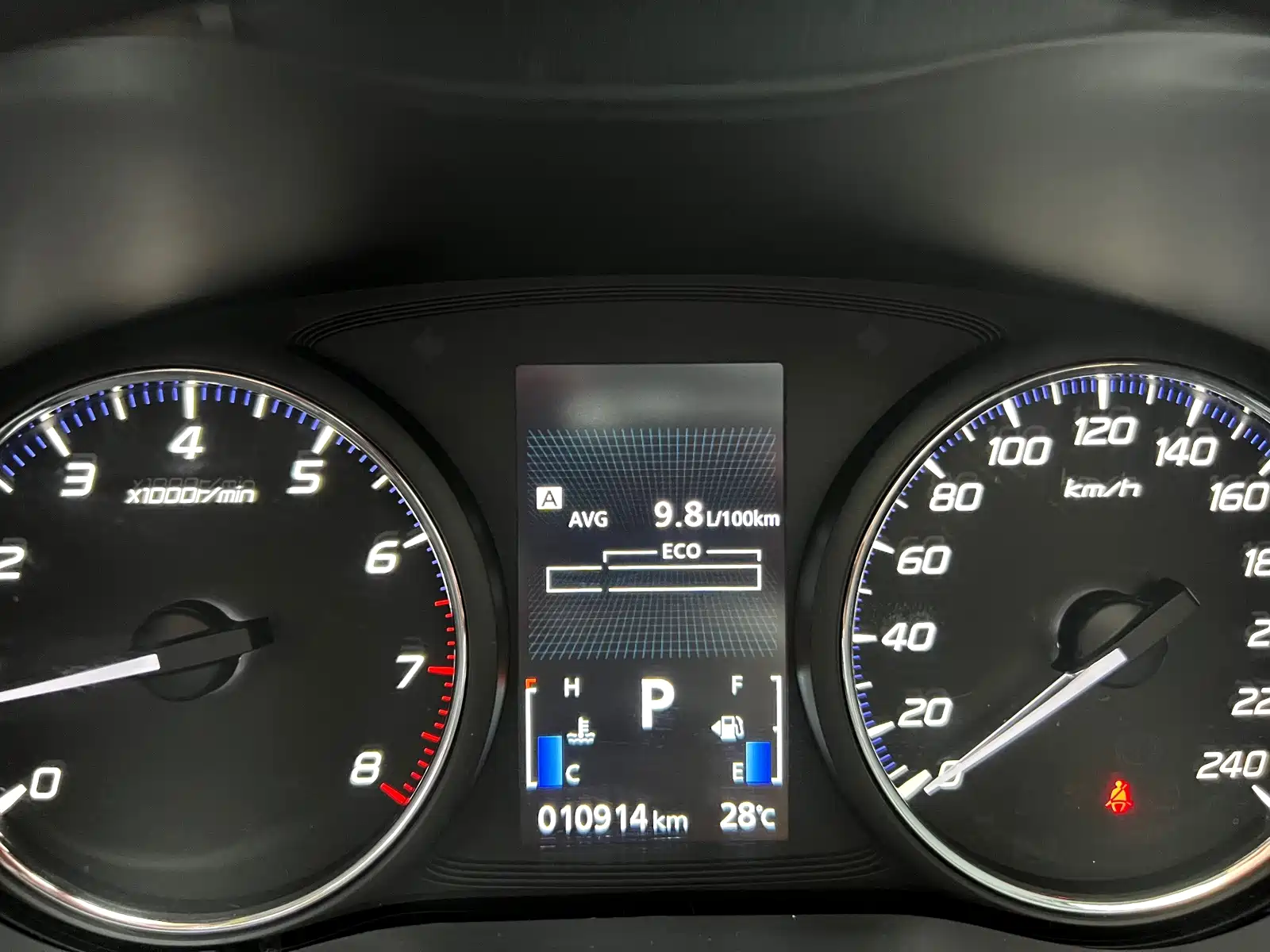 صورة 21 - Mitsubishi Outlander