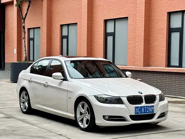 BMW 3 Series (Import) 2012 335i — фото 3
