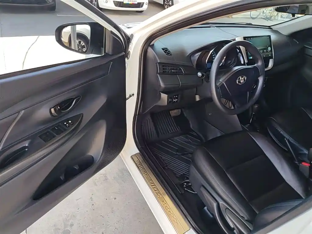 Toyota Vios FS 2017 1.5L CVT Fengchi Edition фото 16