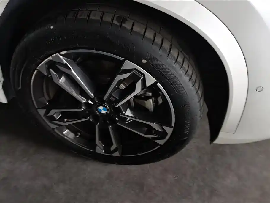 BMW X1 2023 xDrive25Li M Sport Package фото 6