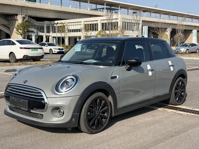 MINI 