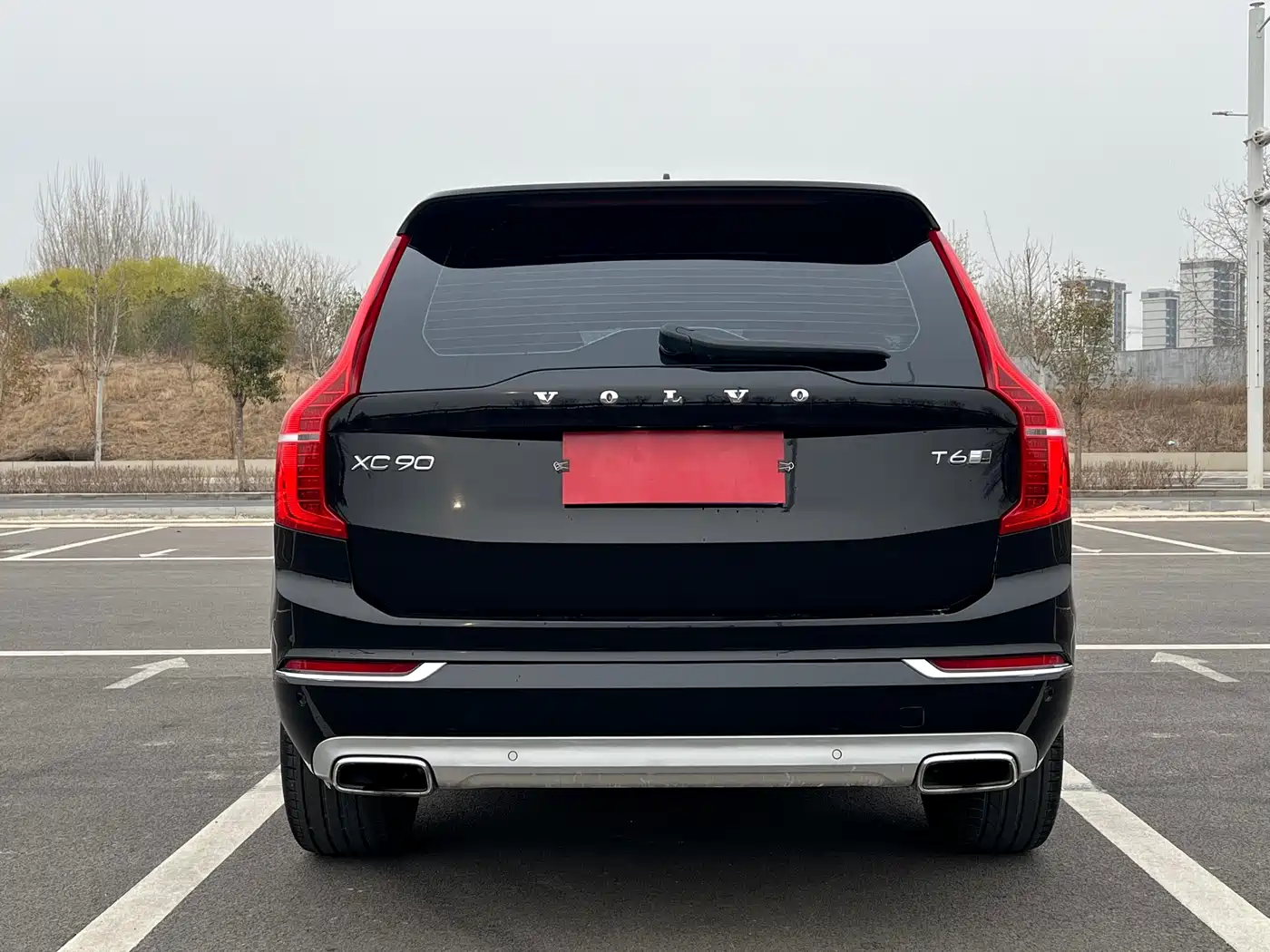 VOLVO XC90