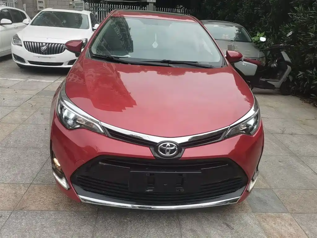 Toyota Levin 2017 Facelift 185T CVT Elite (China V) фото 3