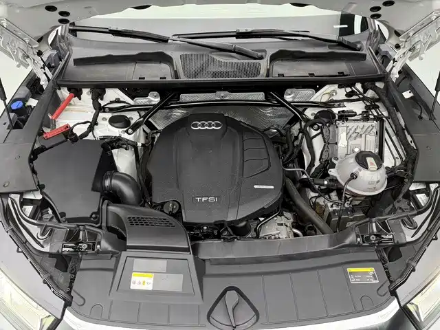 Photo 13 - Audi Q5L