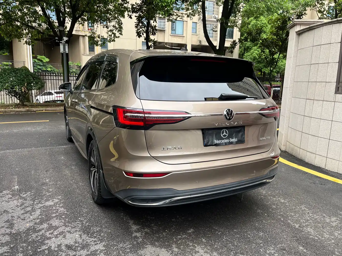 Volkswagen Viloran 2020 330TSI Luxury Edition фото 13