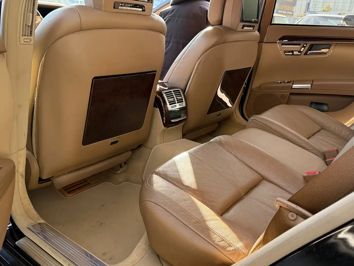 Фото 2 - Mercedes-Benz S-Class
