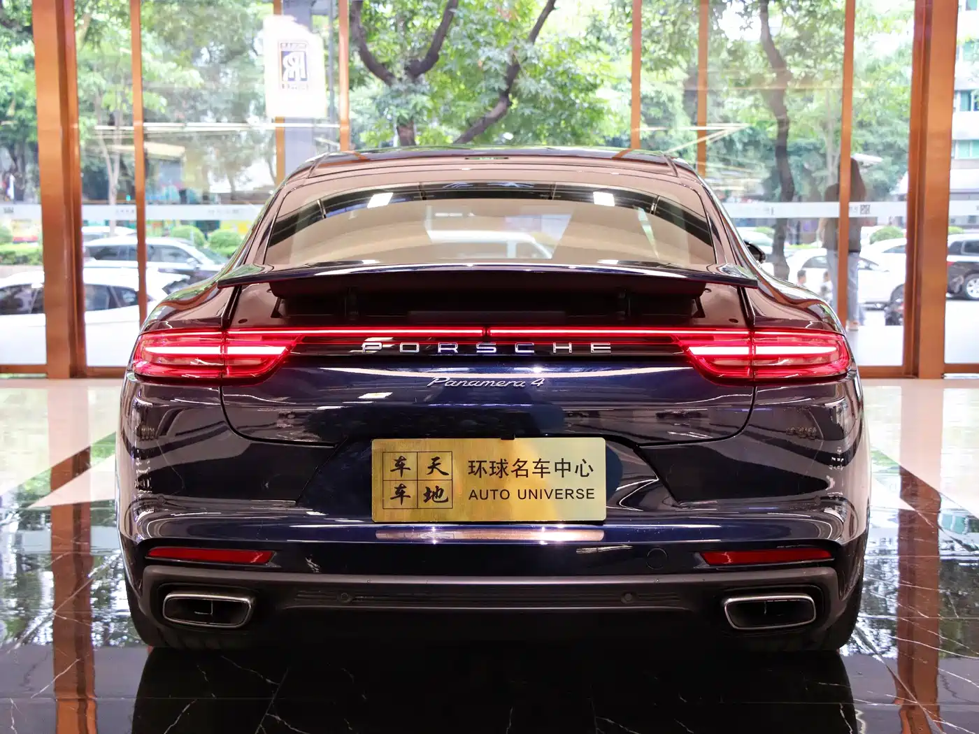 Porsche Panamera 2017 Panamera 4 Executive Long Wheelbase 3.0T фото 6