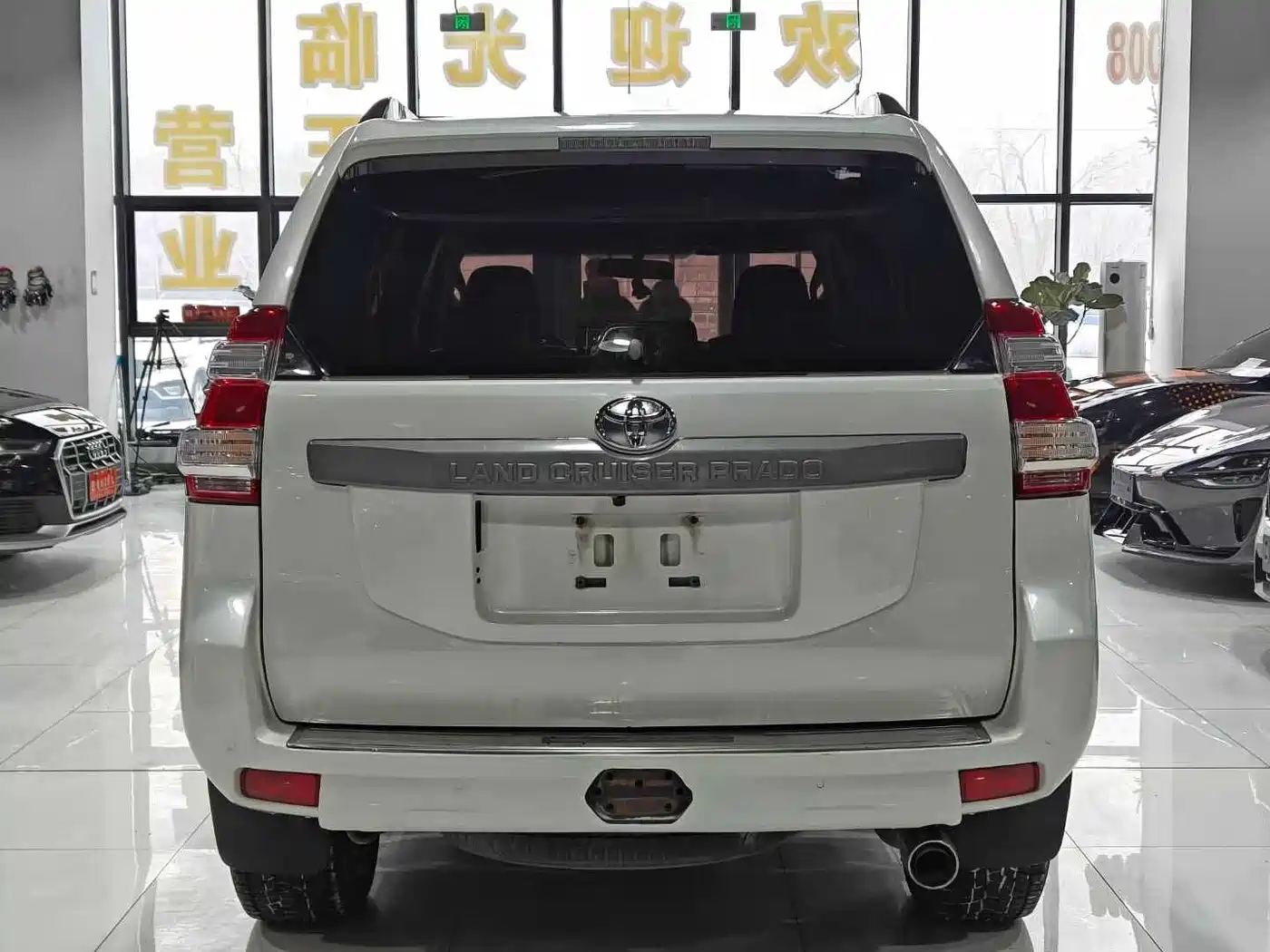 Toyota Prado 2016 3.5L Auto TX-L фото 8