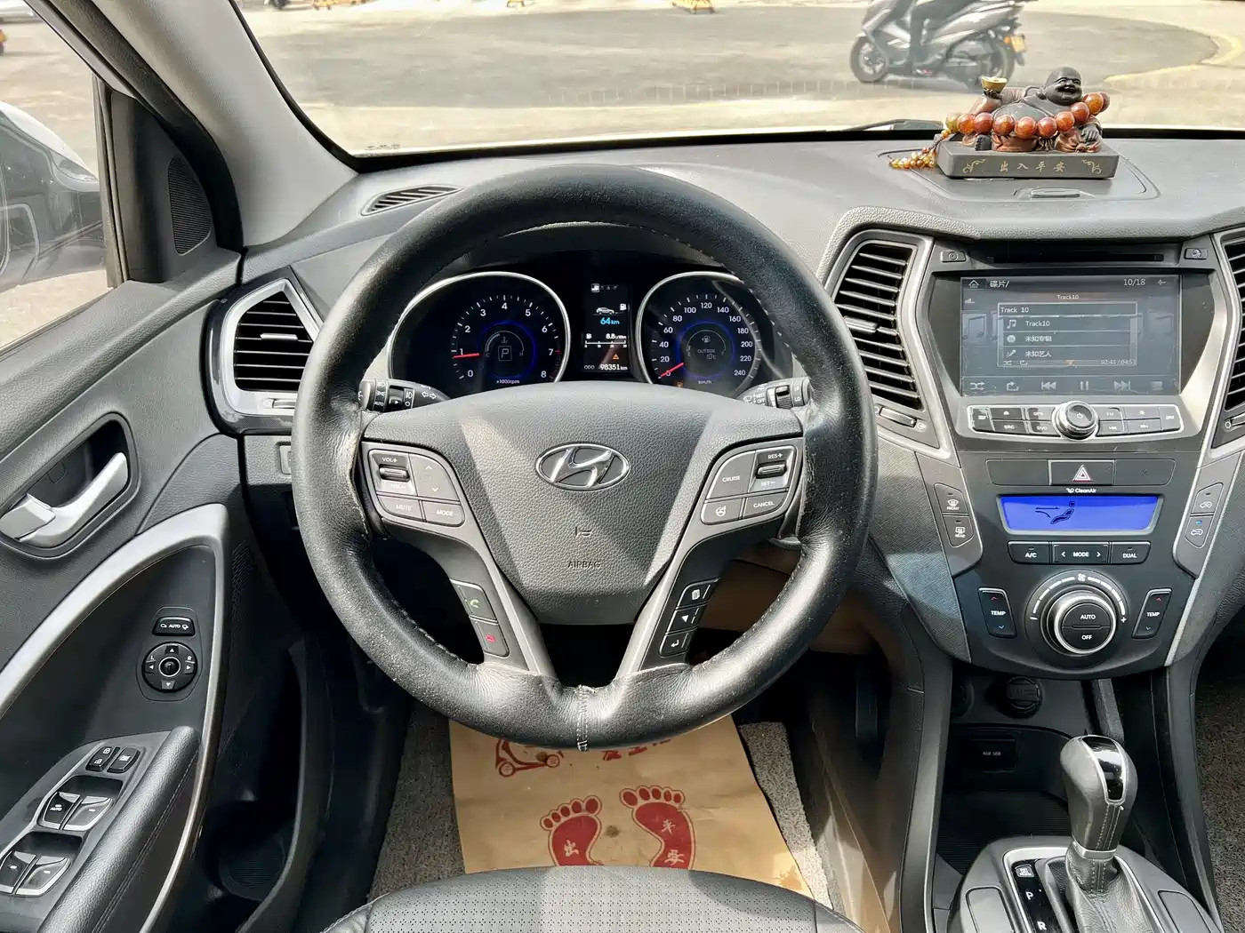 Hyundai Santa Fe 2013 Model 2.4L Automatic 2WD Smart фото 6