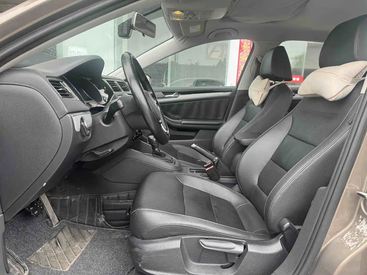 Volkswagen Sagitar 2017 230TSI Automatic Comfort фото 6