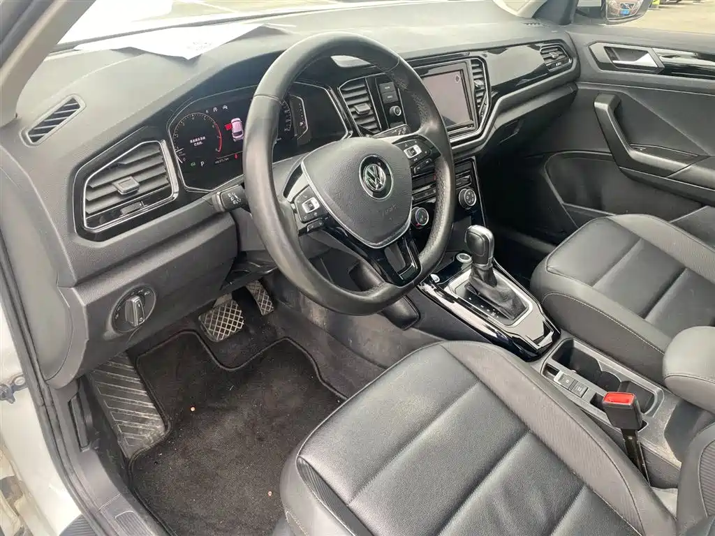 Volkswagen T-ROC 2020 280TSI DSG 2WD Comfort фото 9