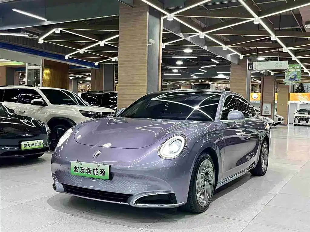 Ora Lightning Cat 2022 555km Premium Edition