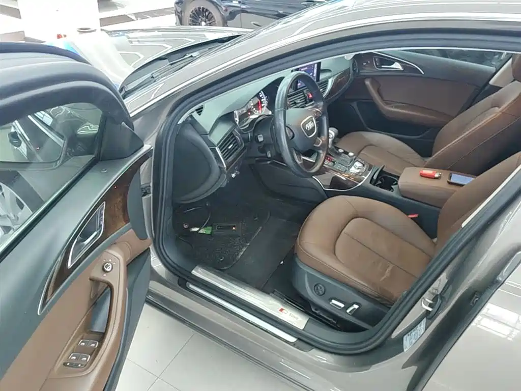 Audi A6L 2014 TFSI Comfort фото 16