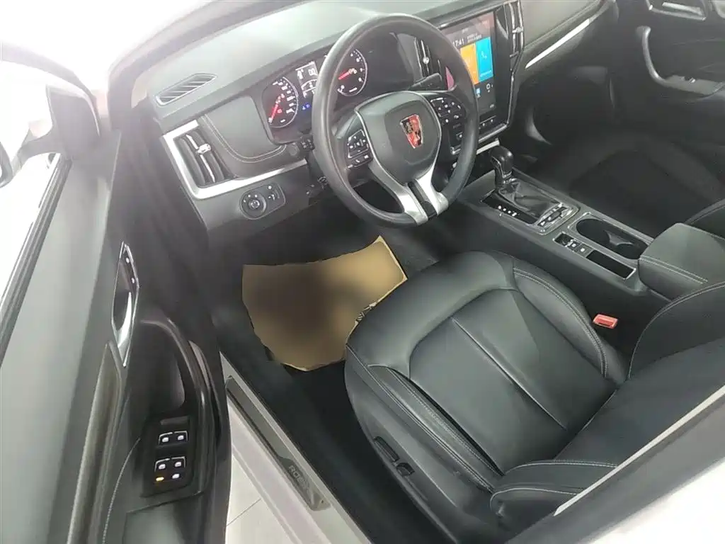 Roewe i6 2021 2020 PLUS 1.6L CVT 4G Connected Glory Flagship Edition