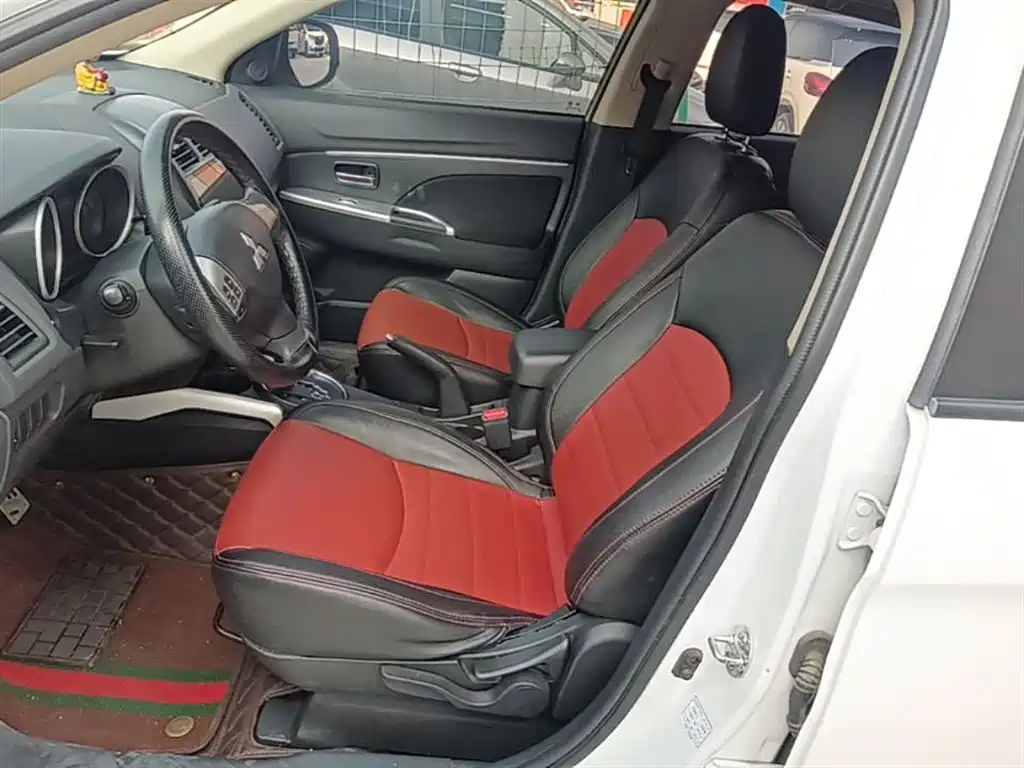 Mitsubishi ASX 2016 2.0L CVT 2WD Excellence Edition фото 14