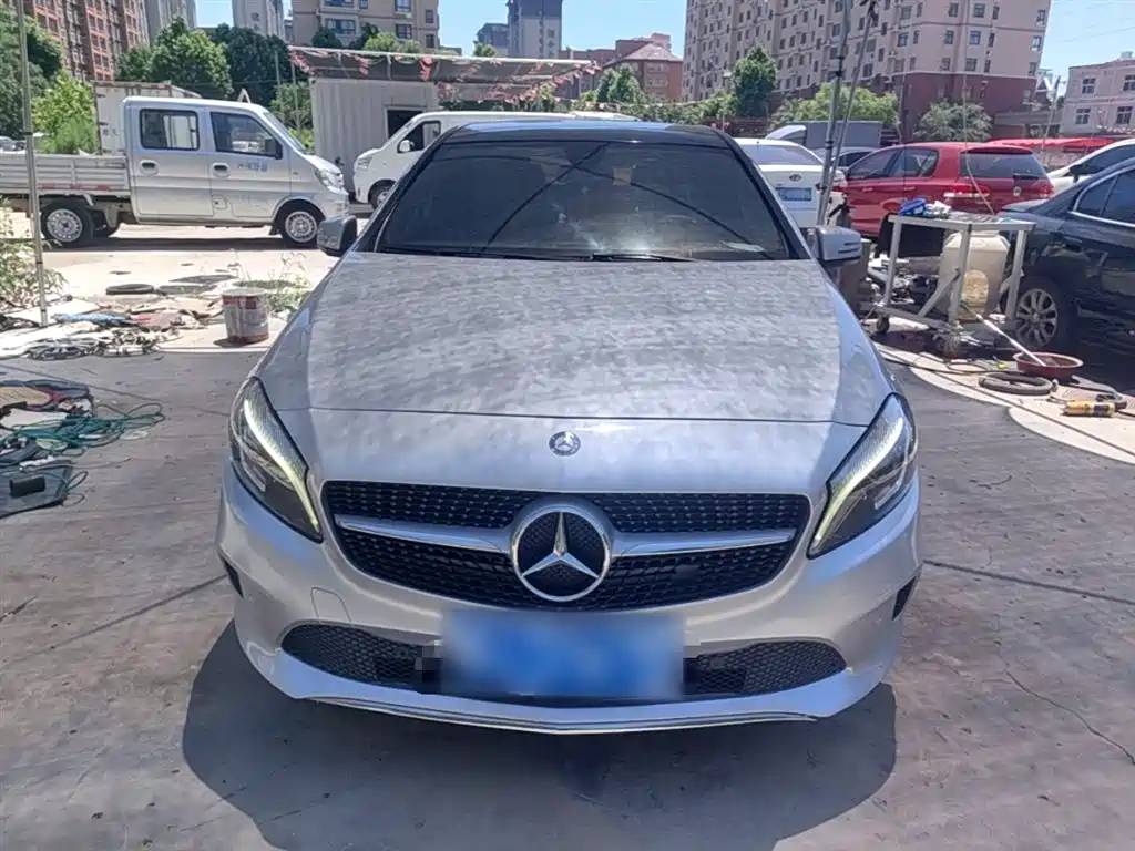 Mercedes-Benz A-Class (Import) 2016 A 200 Dynamic фото 3